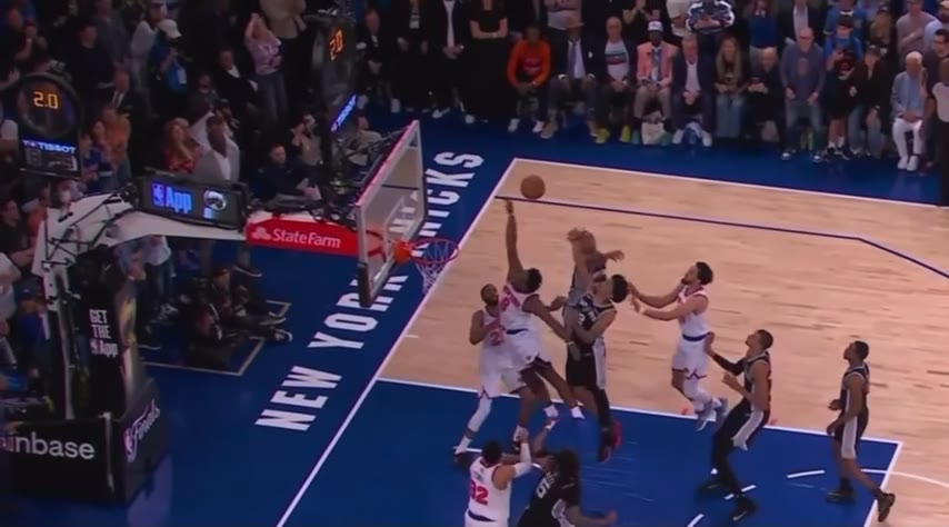 Brunson's floater in the air with 2.0 seconds on the clock